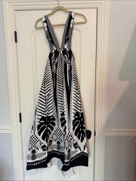 FARM Rio Dresses & Skirts - FARM Rio Black and White Tropical Maxi Dress